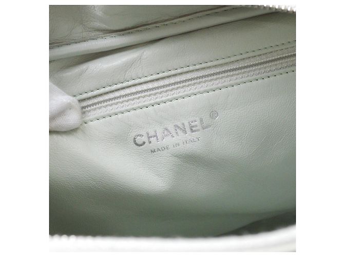 Chanel Camera Case Quilted Lambskin Medium - vista 4