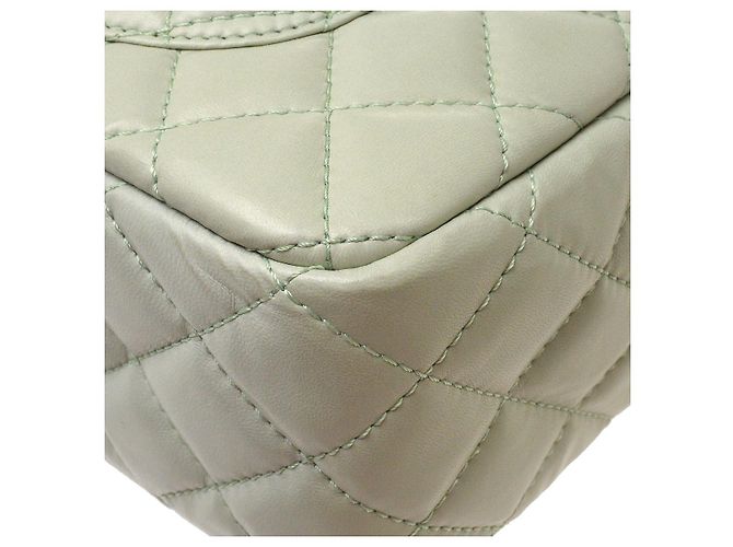 Chanel Camera Case Quilted Lambskin Medium - vista 6