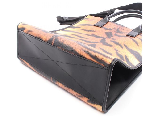 Burberry 2-Way Tote Bag mit Tiger-Print - Ansicht 7