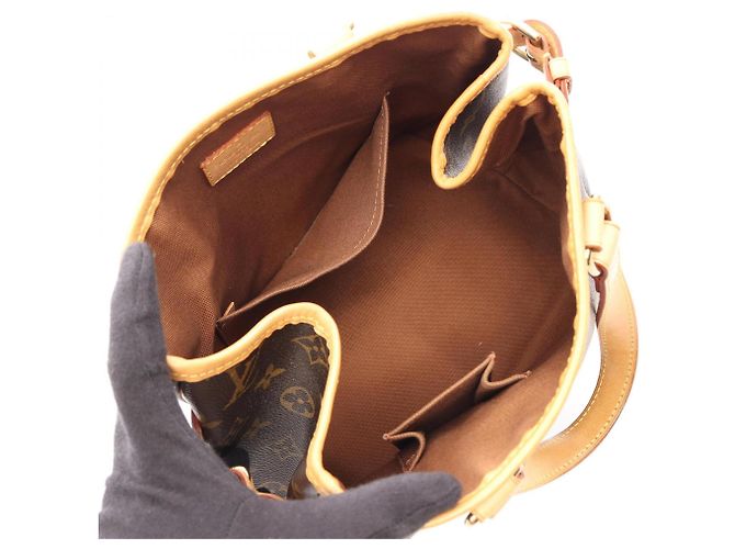 Bolsa Louis Vuitton Batignolles - vista 3