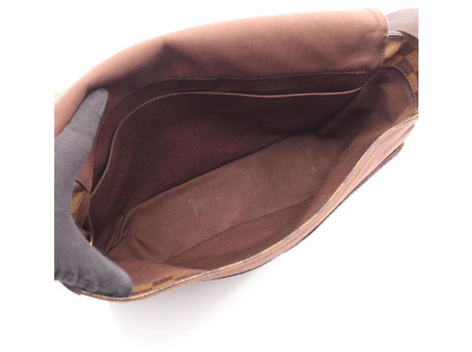 Borsa a tracolla Louis Vuitton Bastille - vista 3