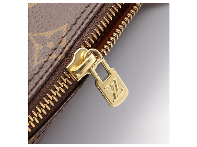 Borsa Louis Vuitton Papillon 26 - vista 10