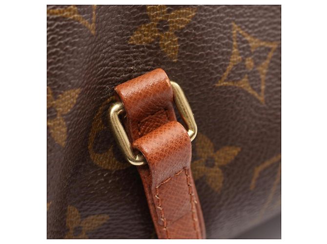 Borsa Louis Vuitton Papillon 26 - vista 6