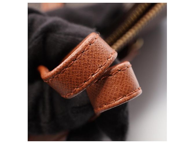 Borsa Louis Vuitton Papillon 26 - vista 8