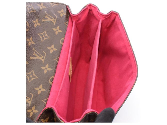 Sac à main Louis Vuitton Pochette Metis MM - vue 3