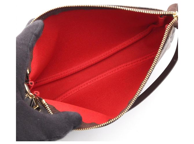 Louis Vuitton Pochette Accessoires Damier Ebene Handbag - vista 3