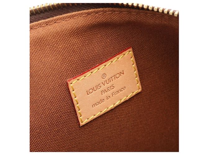 Louis Vuitton Pochette Bosphore Shoulder Bag - view 4