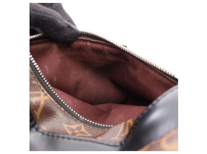 Louis Vuitton Josh Backpack/Handbag - view 13