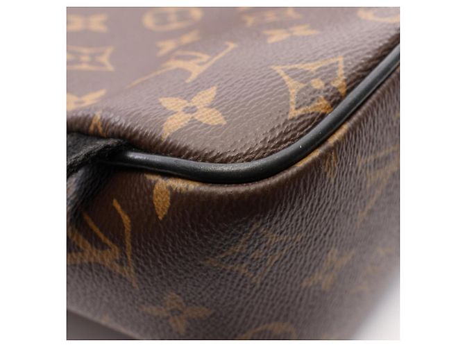 Louis Vuitton Josh Backpack/Handbag - view 9