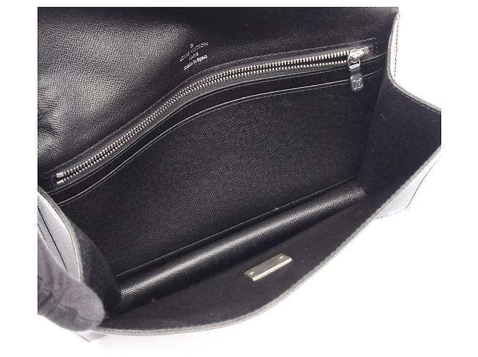 Bolsa de mão clutch Louis Vuitton Selenga Second Bag - vista 3