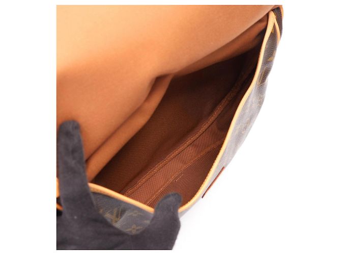 Louis Vuitton Saumur 30 Monogram Schultertasche - Ansicht 3