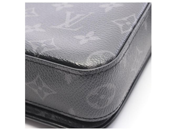 Bolsa de Ombro Louis Vuitton Trio Messenger Monogram Eclipse - vista 5