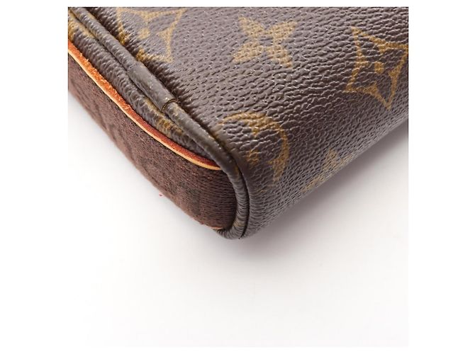Borsa a tracolla Louis Vuitton Trotteur Bobour - vista 7