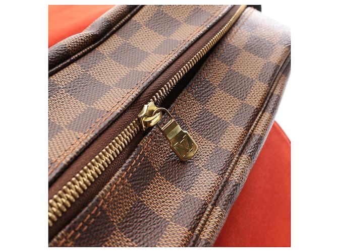 Sac à épaule Louis Vuitton Naviglio Damier Ebene - vue 11
