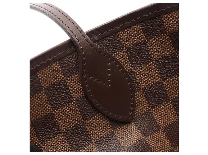 Louis Vuitton Neverfull MM Tote Bag - view 10