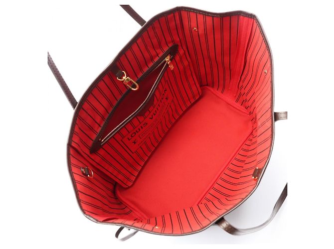 Louis Vuitton Neverfull MM Tote Bag - view 3