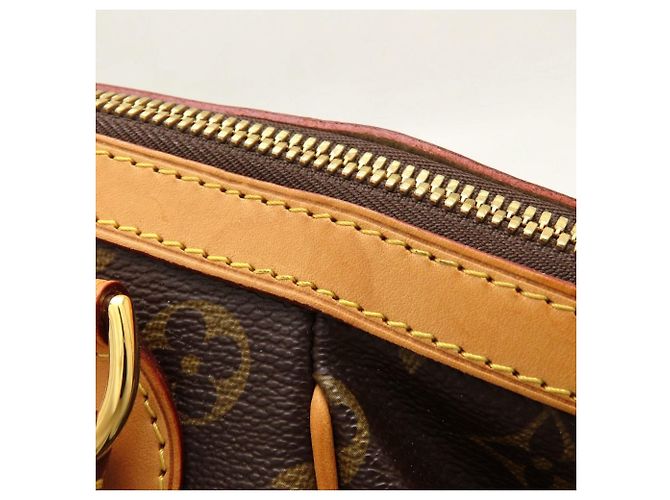 Sac à main Louis Vuitton Monogram Tivoli PM - vue 17