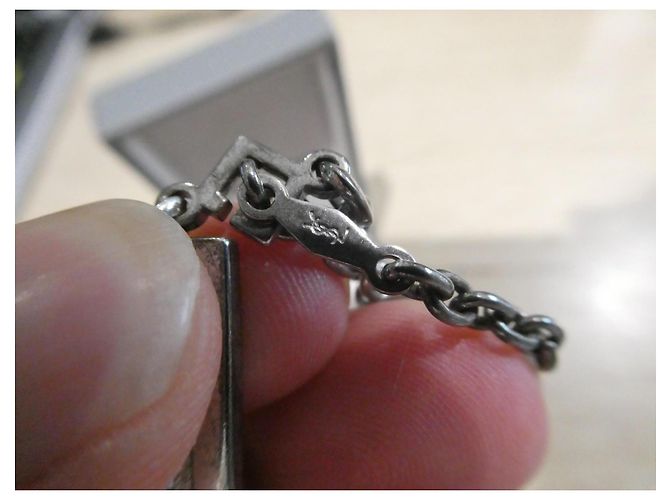 Colar Yves Saint Laurent Pendente Retangular Prata 925 - vista 6