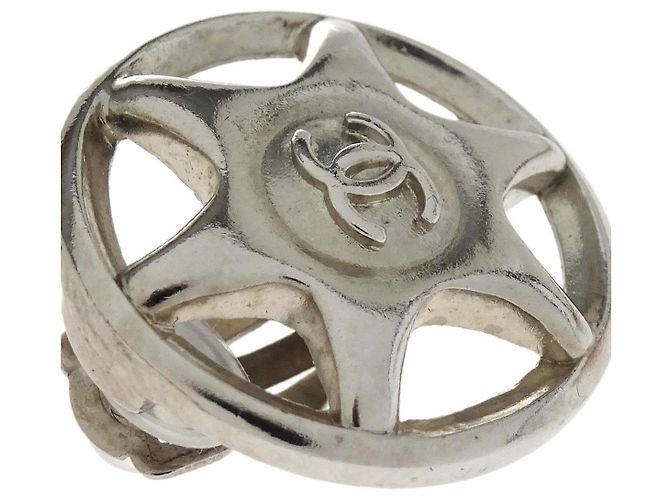 Chanel Vintage Cut-out CC Clip-On Metal - vista 4