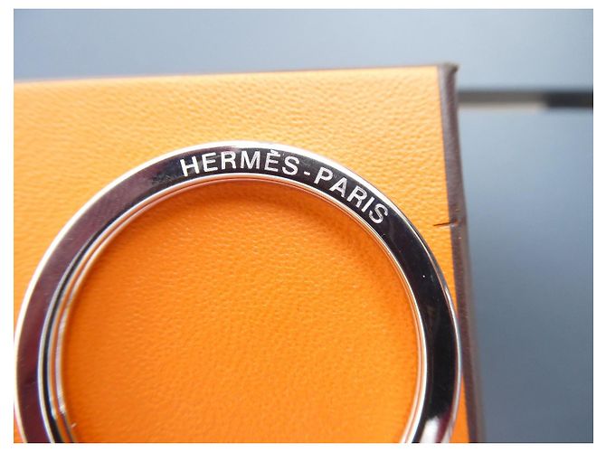 Hermès Conjunto de 2 Chaveiros em Metal Prateado - vista 2