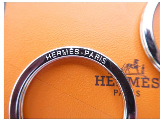 Hermès Conjunto de 2 Chaveiros em Metal Prateado - vista 3