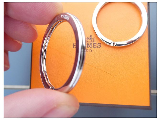 Hermès Conjunto de 2 Chaveiros em Metal Prateado - vista 4