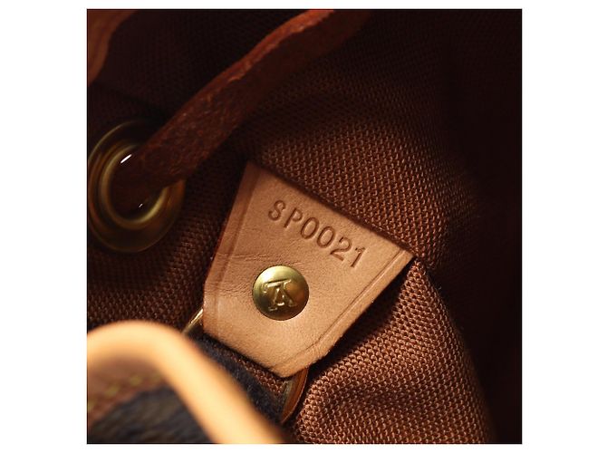 Zaino/Borsa Louis Vuitton Mini Montsouris Brown - vista 5