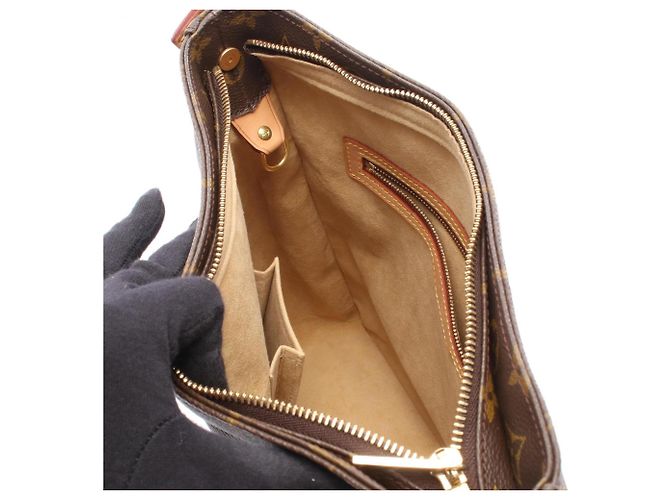 Borsa Louis Vuitton Looping GM - vista 3