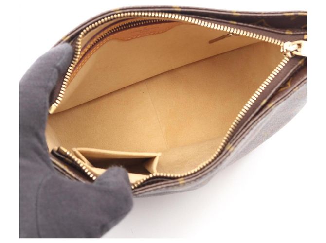 Borsa a tracolla Louis Vuitton Looping MM - vista 3