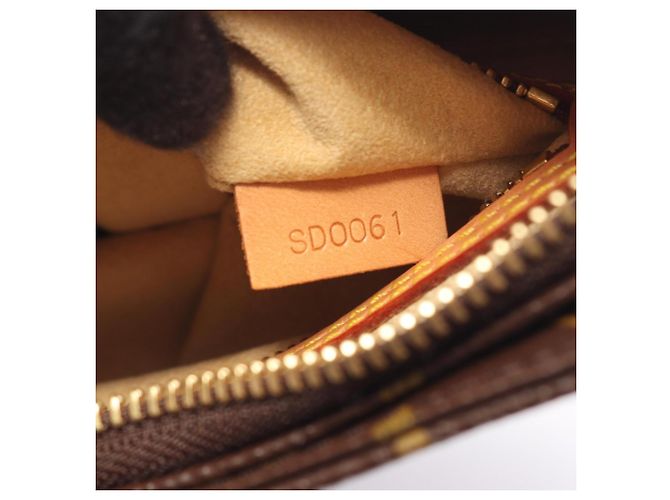 Borsa a tracolla Louis Vuitton Looping MM - vista 5