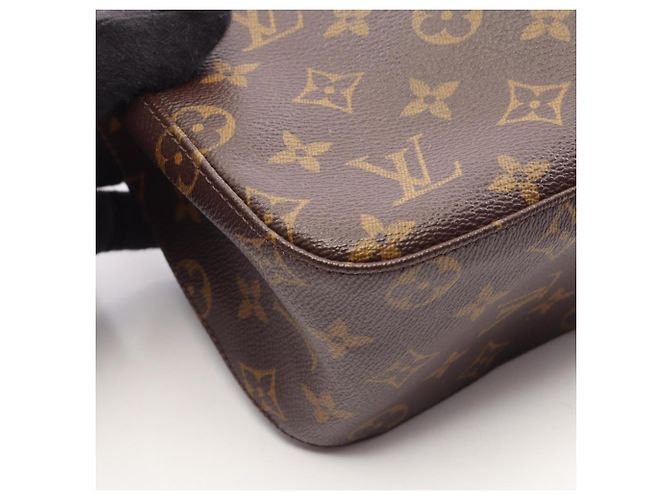 Borsa a tracolla Louis Vuitton Looping MM - vista 6