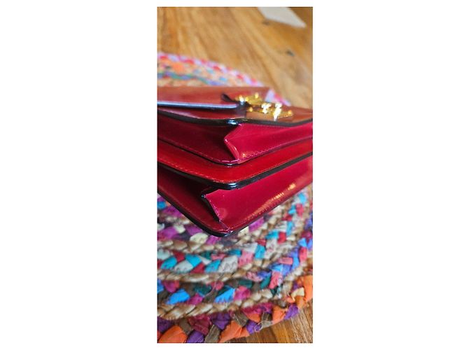 mala Louis Vuitton Monceau BB Vernis Vermelha - vista 10