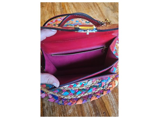mala Louis Vuitton Monceau BB Vernis Vermelha - vista 7