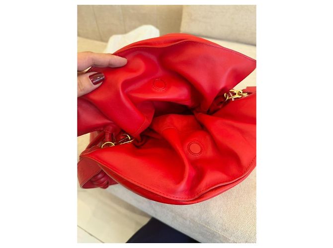 Loewe Flamenco Mini Borsa Secchiello Pelle Rossa - vista 13