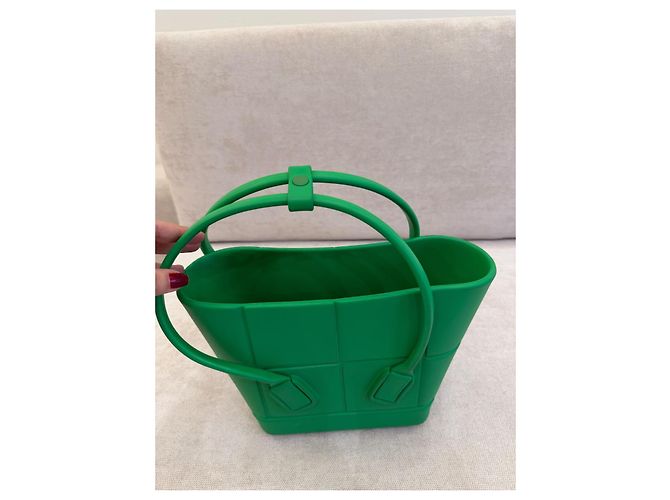 Bottega Veneta Cabat Borsa a Secchiello in Gomma Verde - vista 2