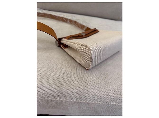 Hermès Herbag 20 Mini Bolso de Lona y Cuero Marrón - vista 6