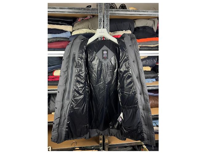 Abrigo Canada Goose Alliston Plegable Mujer Gris 5077L MSRP $1,050 Talla XS - vista 4