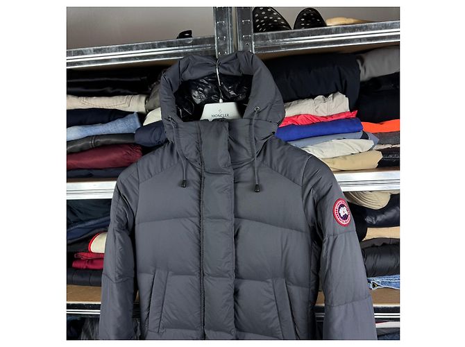 Abrigo Canada Goose Alliston Plegable Mujer Gris 5077L MSRP $1,050 Talla XS - vista 8