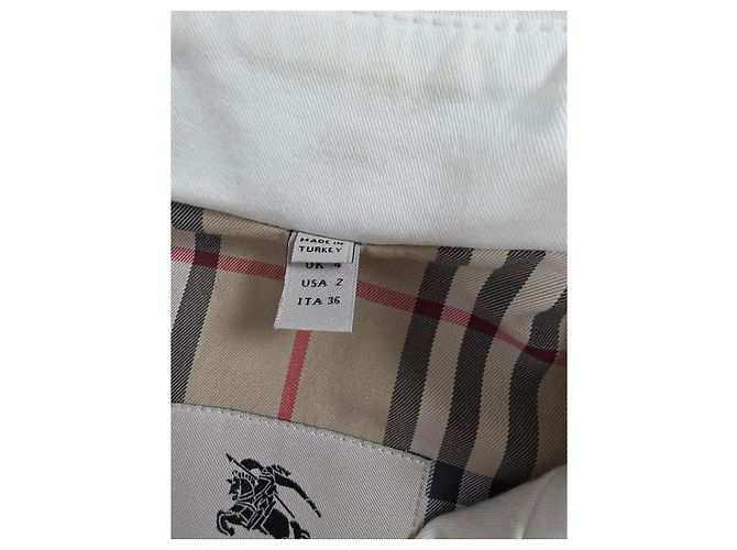 Chaqueta Corta Burberry London Blanca - vista 4