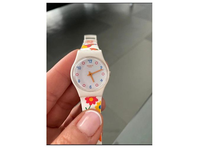 Autre Marque Swatch Damenuhr mit Hühner- und Blumenmuster - Ansicht 6