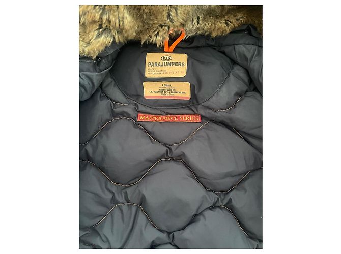 Parajumpers Schwarze Bomberjacke mit Pelzkapuze - Ansicht 10