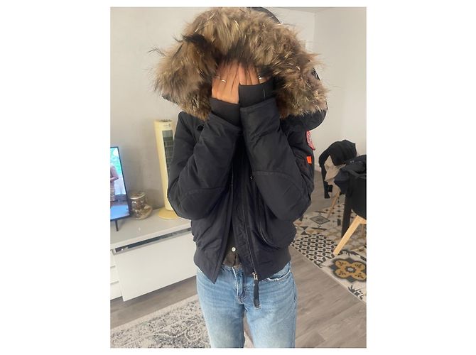 Parajumpers Schwarze Bomberjacke mit Pelzkapuze - Ansicht 14