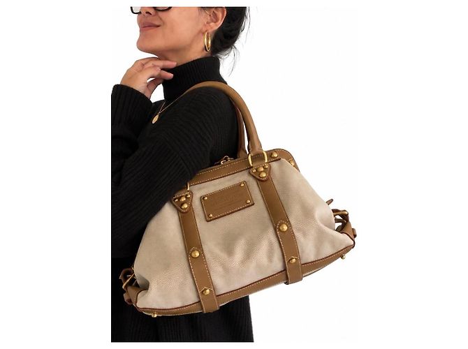 Sac à main Louis Vuitton Suhali Le Fabuleux Monogram Canvas - vue 11