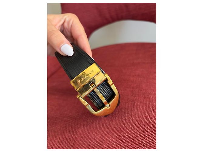 Cintura in pelle Epi nera Louis Vuitton - vista 3