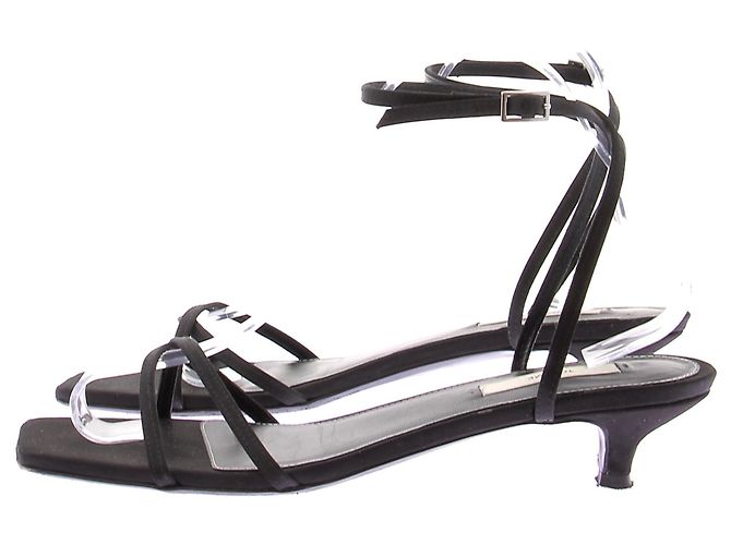 Totême Schwarze Satin-Sandalen - Ansicht 2