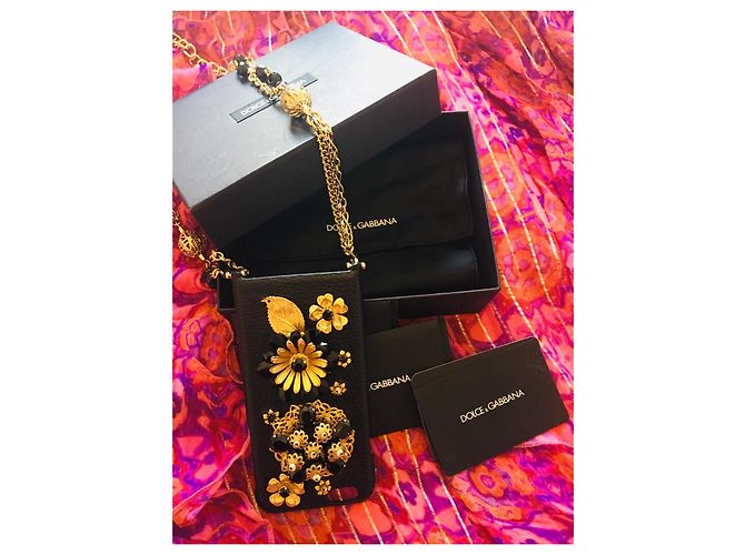 Dolce & Gabbana iPhone case adorned with flowers and black crystals - view 12