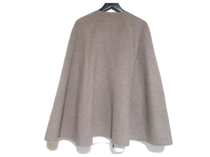 Autre Marque FOXEY BOUTIQUE Abrigo Cloche Poncho 100% Cachemira - vista 2