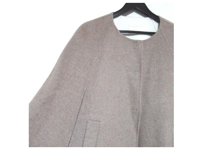 Autre Marque FOXEY BOUTIQUE Abrigo Cloche Poncho 100% Cachemira - vista 3