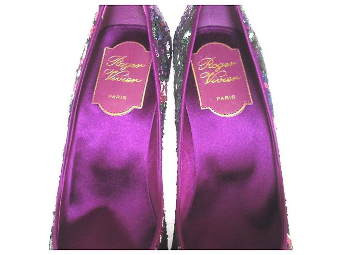 Décolleté a punta con paillettes Roger Vivier - vista 5