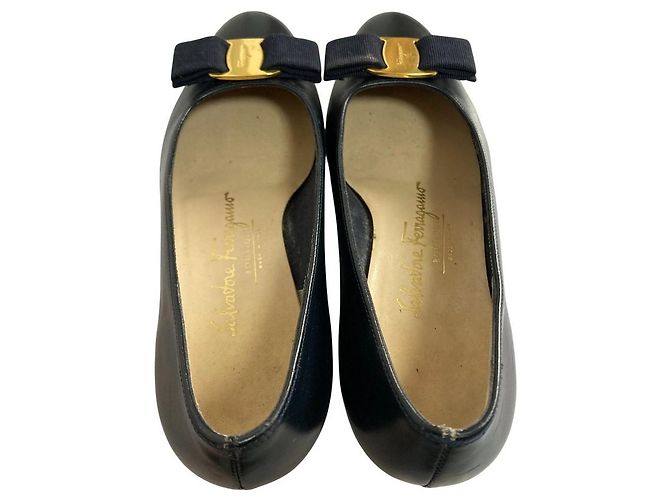 Salvatore Ferragamo Vara Lederpumps - Ansicht 3
